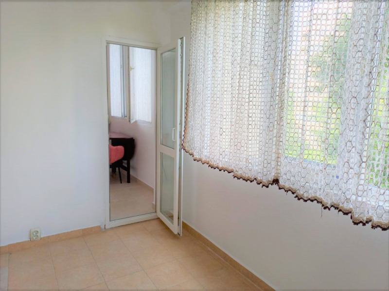 Дава под наем 2-СТАЕН, гр. София, Зона Б-18, снимка 13 - Апартаменти - 53428495