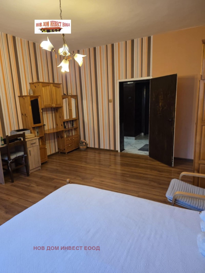 Til leie  2 soverom Pernik , Tsentar , 86 kvm | 98458860 - bilde [6]