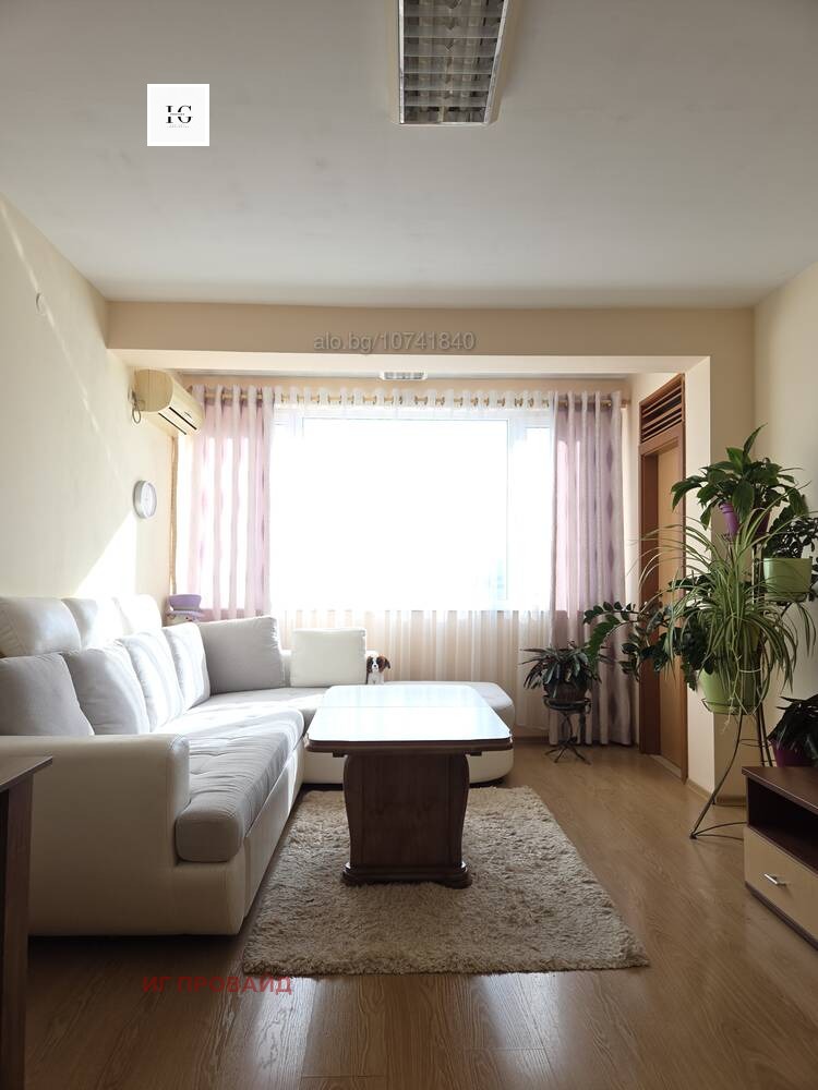 Дава под наем 3-СТАЕН, гр. Бургас, Славейков, снимка 2 - Апартаменти - 52570997