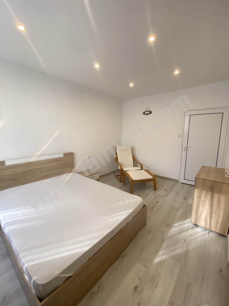 Дава под наем 2-СТАЕН, гр. Велико Търново, Колю Фичето, снимка 6 - Апартаменти - 53273943