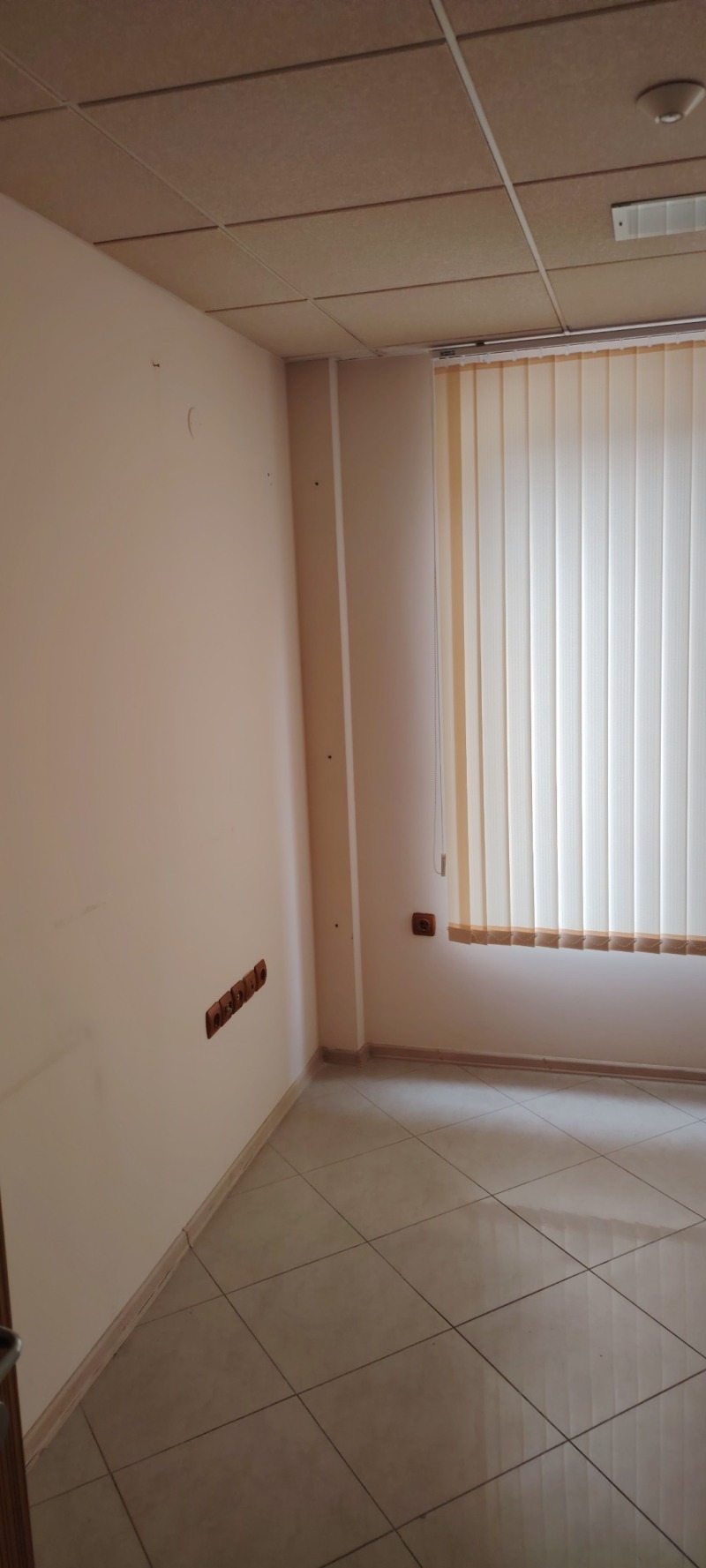 För uthyrning  Kontor Haskovo , Centar , 28 kvm | 90179898 - bild [3]