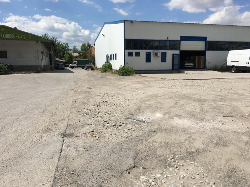 Para alugar  Armazenar Plovdiv , Industrialna zona - Sever , 740 m² | 29538810 - imagem [2]