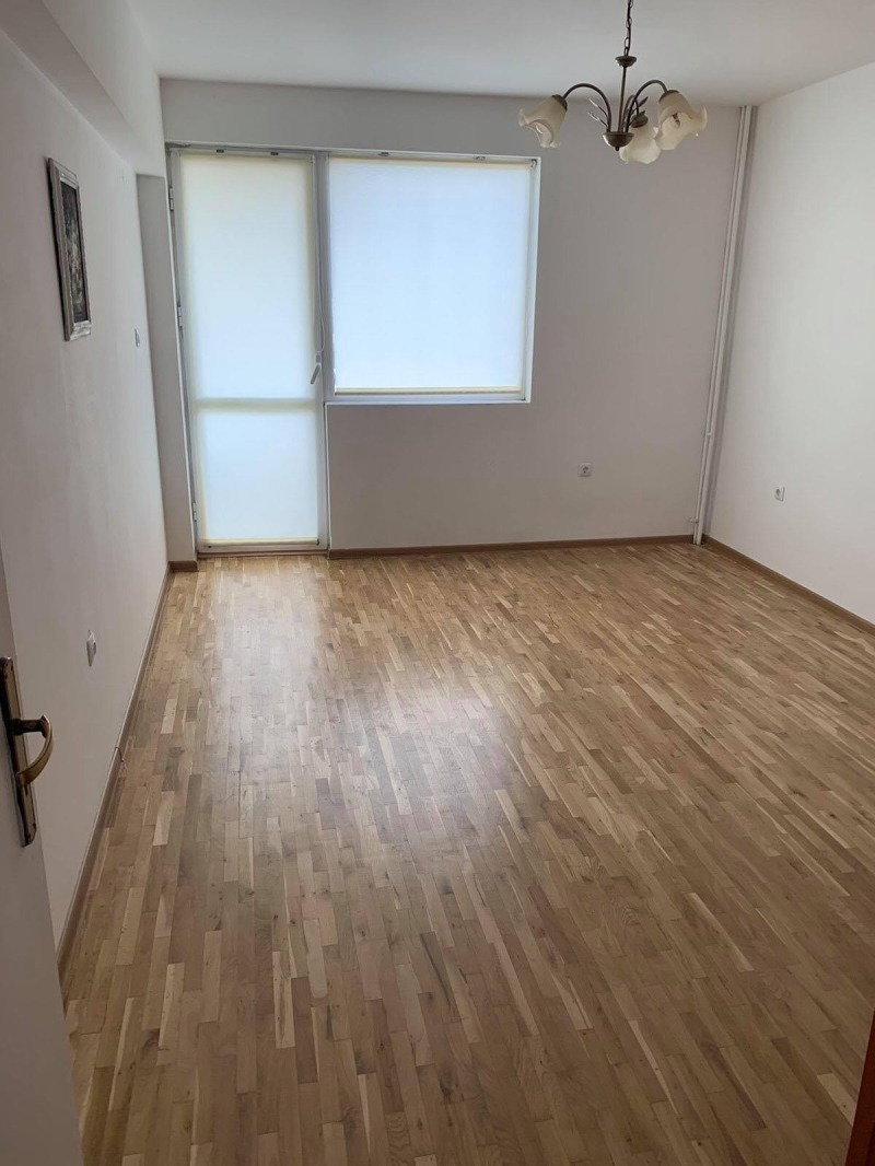Zu vermieten  2 Schlafzimmer Sofia , Bakston , 130 qm | 68460519 - Bild [5]
