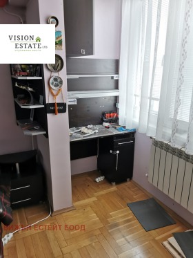 1 chambre Nadejda 3, Sofia 13