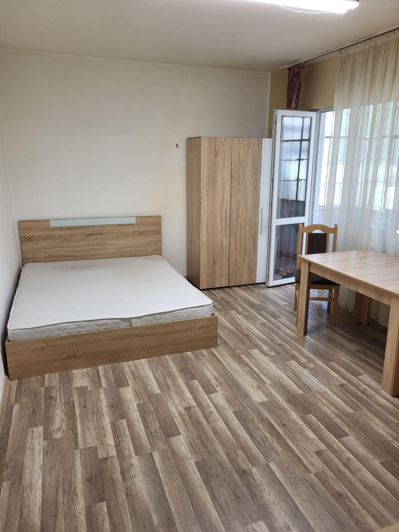 De inchiriat  Studio Plovdiv , Traciia , 36 mp | 52543451