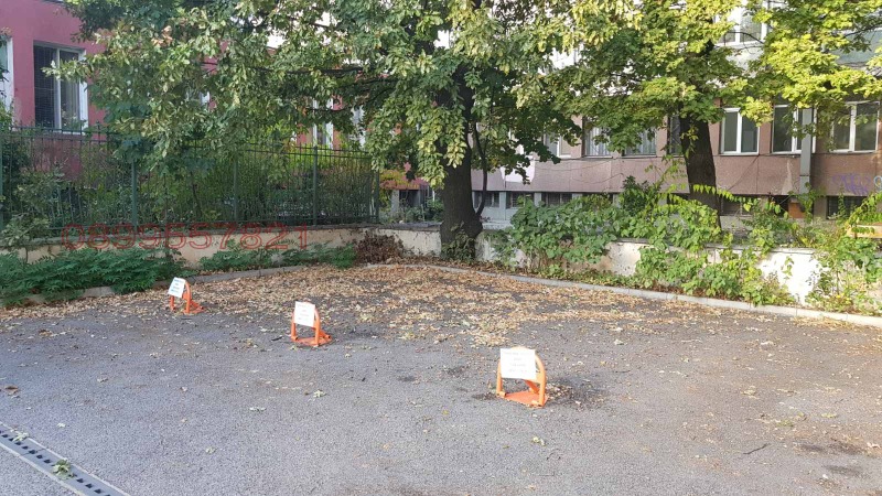 Дава под наем ГАРАЖ, ПАРКОМЯСТО, гр. София, Хаджи Димитър, снимка 3 - Гаражи и паркоместа - 53187266