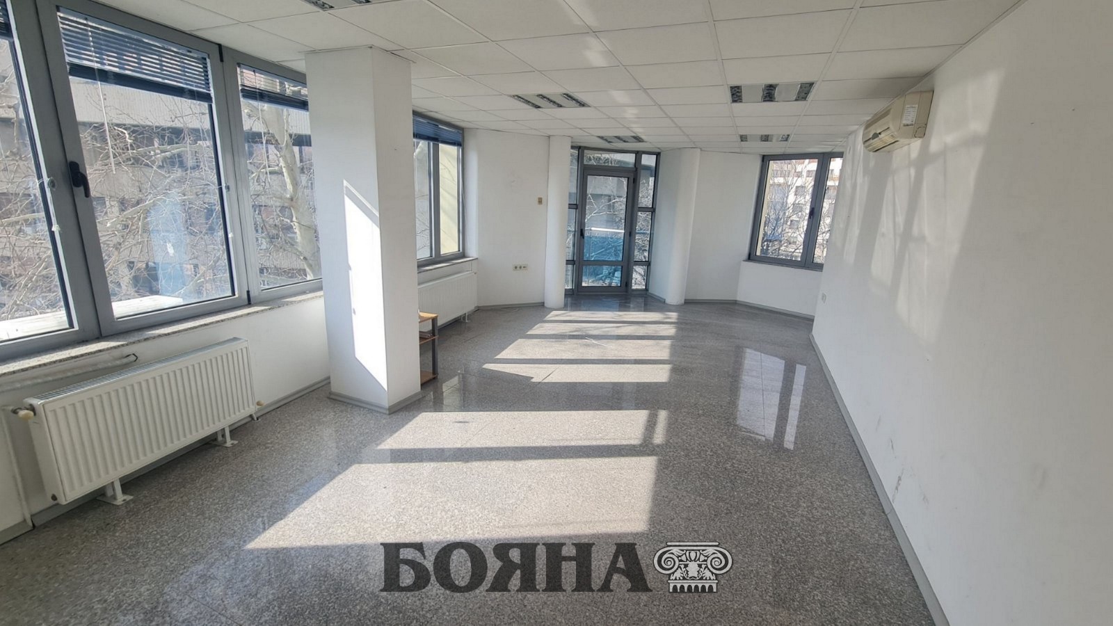 Дава под наем ОФИС, гр. Русе, Център