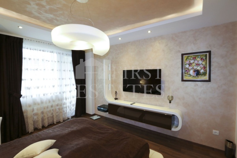 K pronájmu  2 ložnice Sofia , Zona B-5 , 119 m2 | 80574752 - obraz [3]