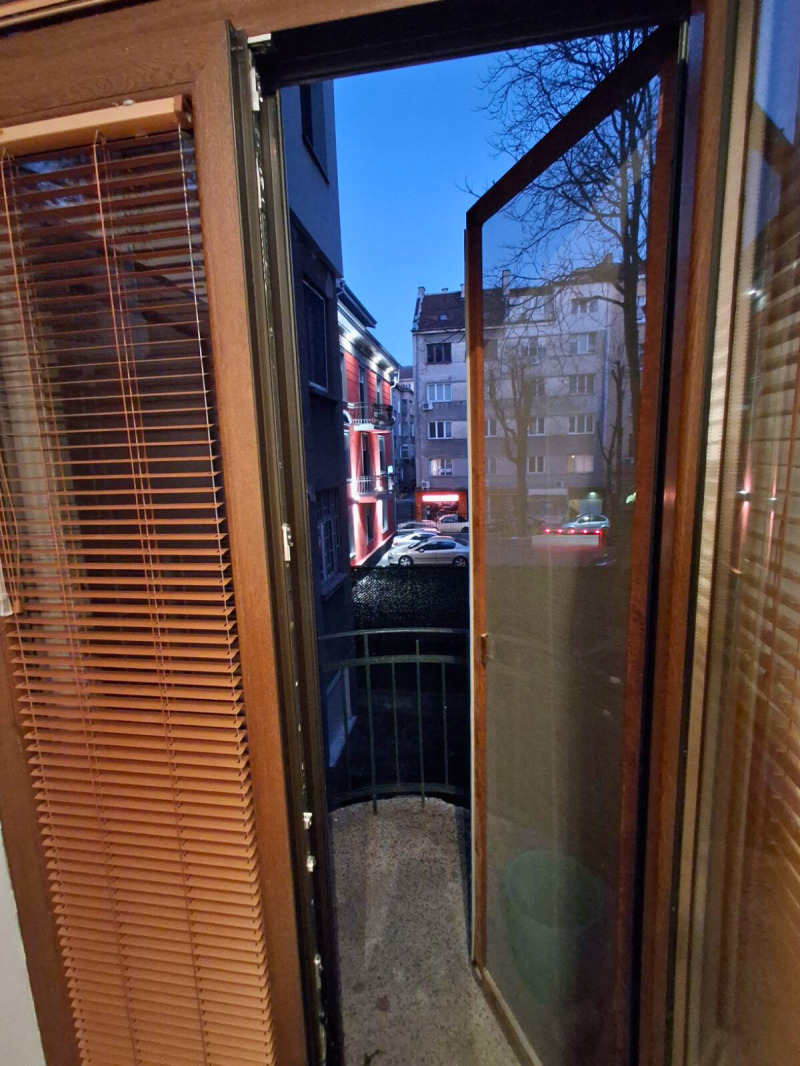 Дава под наем 4-СТАЕН, гр. София, Център, снимка 10 - Апартаменти - 52975457