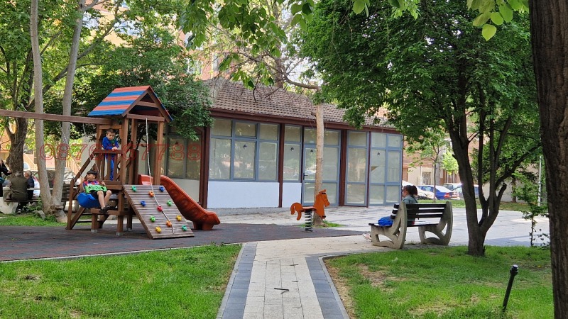 Дава под наем  Заведение град Пловдив , Център , 61 кв.м | 23439390