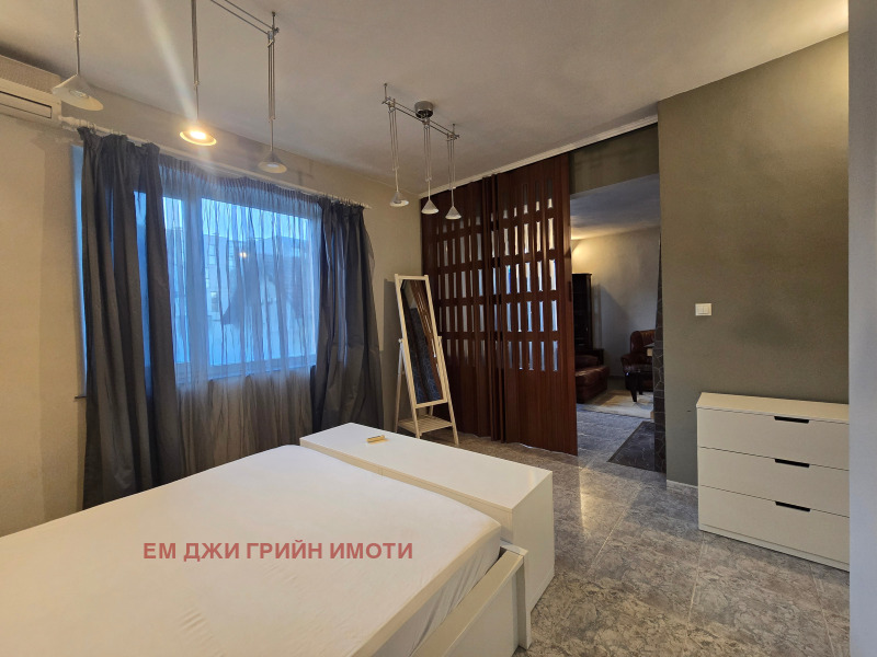 Дава под наем 2-СТАЕН, гр. София, Център, снимка 4 - Апартаменти - 53071391