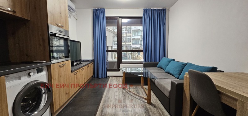 Para alugar  1 quarto Plovdiv , Centar , 55 m² | 93748302