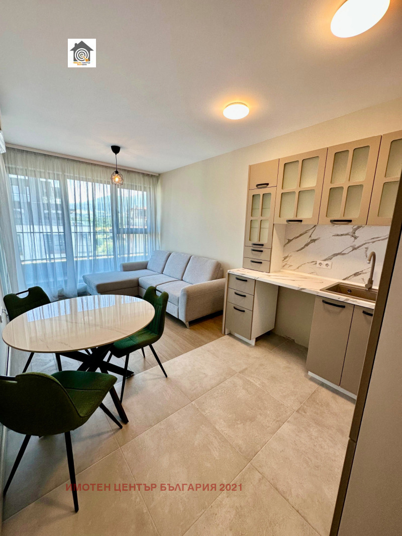 Издаје се  1 спаваћа соба Софија , Дарвеница , 55 м2 | 92659995