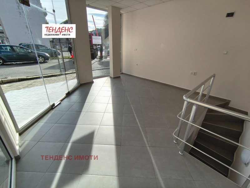 Дава под наем ОФИС, гр. Кърджали, Център, снимка 6 - Офиси - 53258720