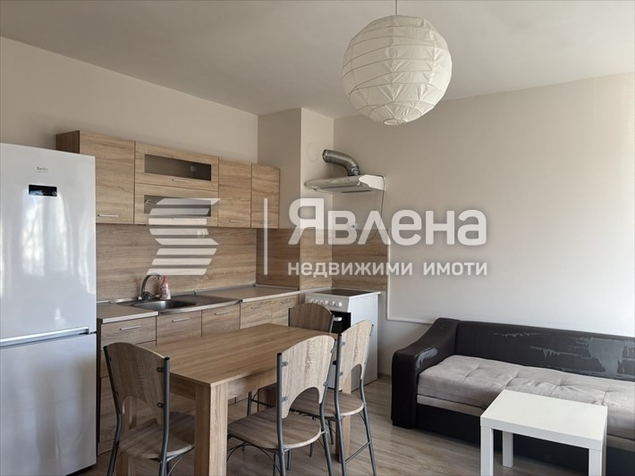 Дава под наем 2-СТАЕН, гр. Варна, Левски 1, снимка 3 - Апартаменти - 53080145