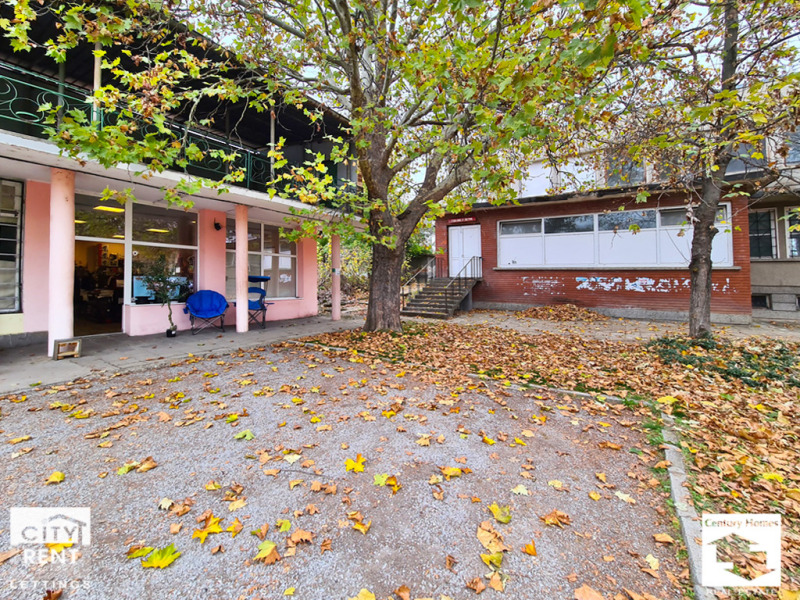 Дава под наем МАГАЗИН, с. Първомайци, област Велико Търново, снимка 10 - Магазини - 52379597