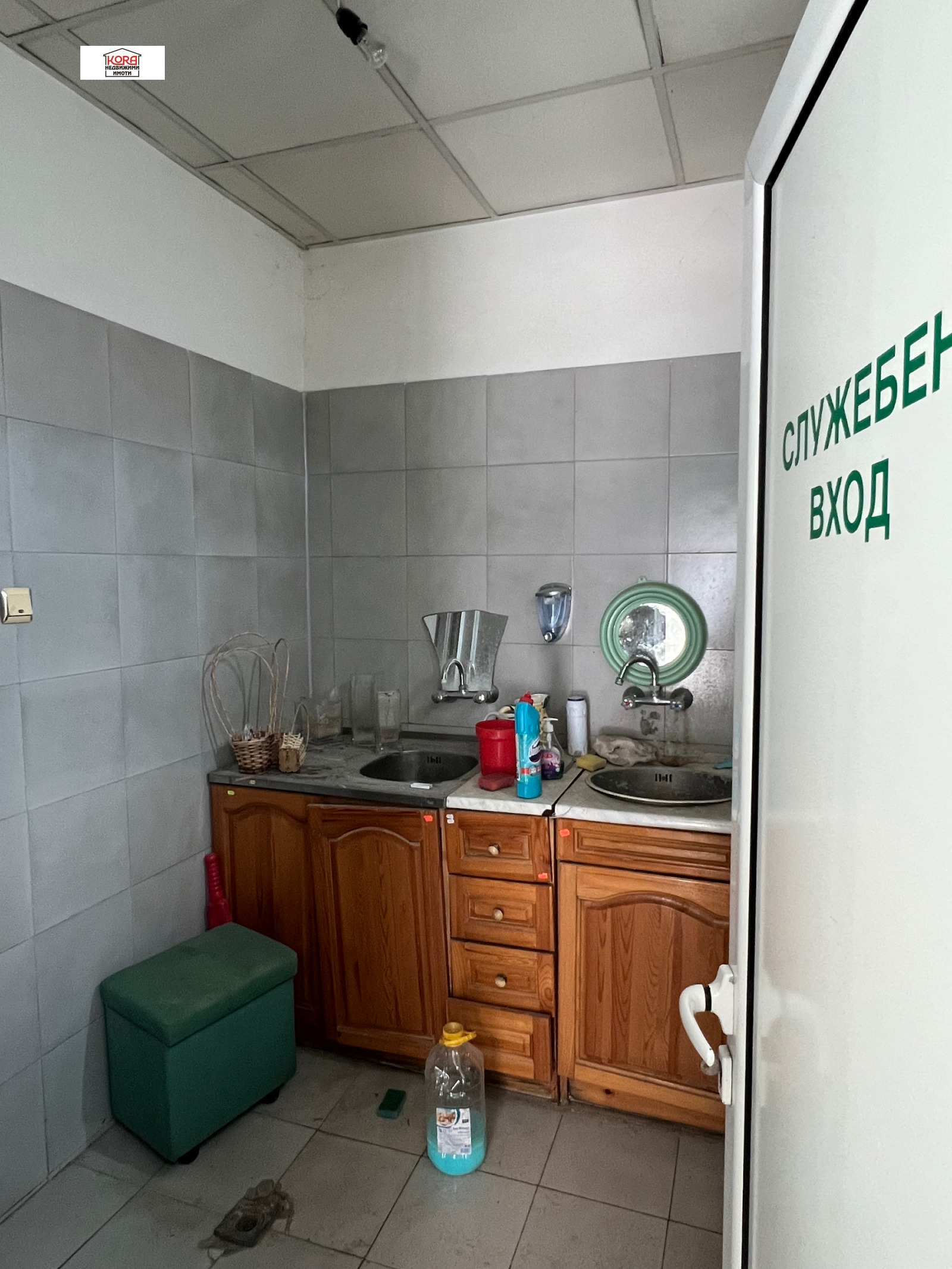 Дава под наем МАГАЗИН, гр. Плевен, Индустриална зона, снимка 12 - Магазини - 53522561