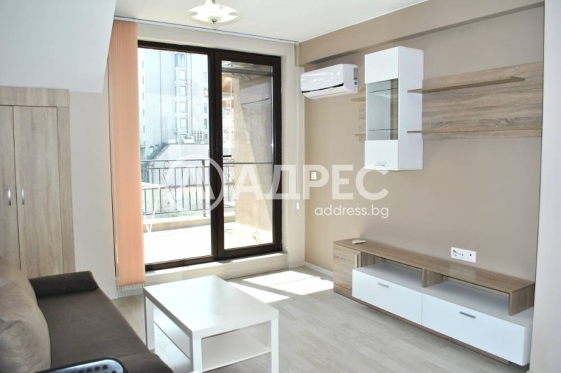 Zu vermieten  1 Schlafzimmer Sofia , Zentar , 55 qm | 90246827 - Bild [10]