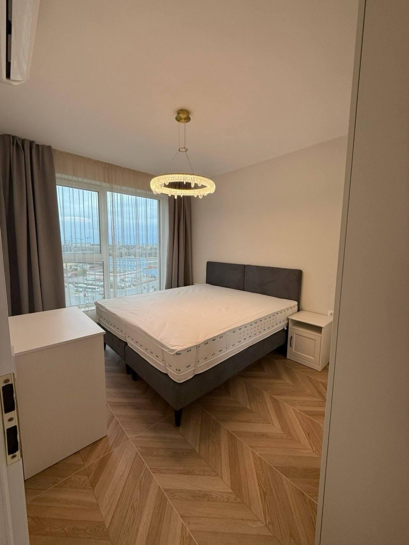 Издаје се  2 спаваће собе Софија , Витоша , 140 м2 | 61977155 - слика [7]