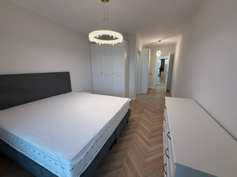 Издаје се  2 спаваће собе Софија , Витоша , 140 м2 | 61977155 - слика [8]
