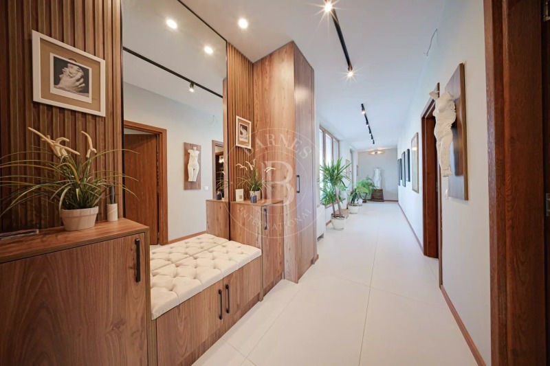 For Rent  3 bedroom Sofia , Vitosha , 240 sq.m | 41271982 - image [13]