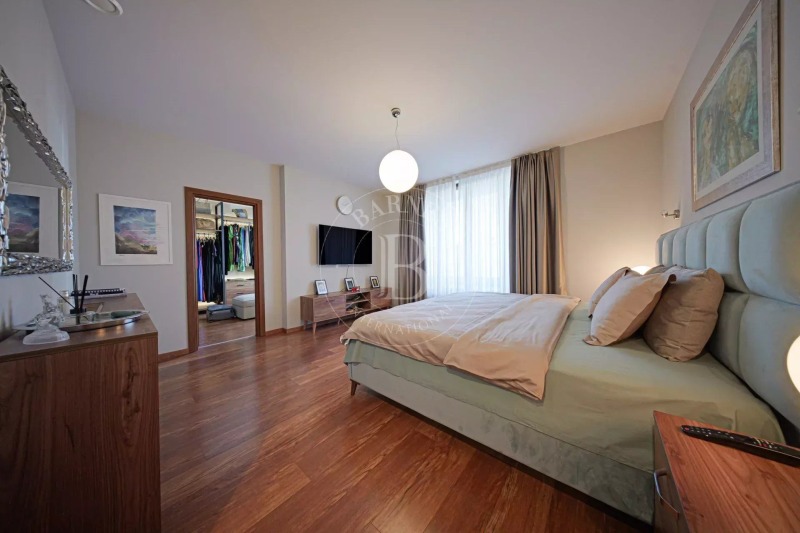 For Rent  3 bedroom Sofia , Vitosha , 240 sq.m | 41271982 - image [17]