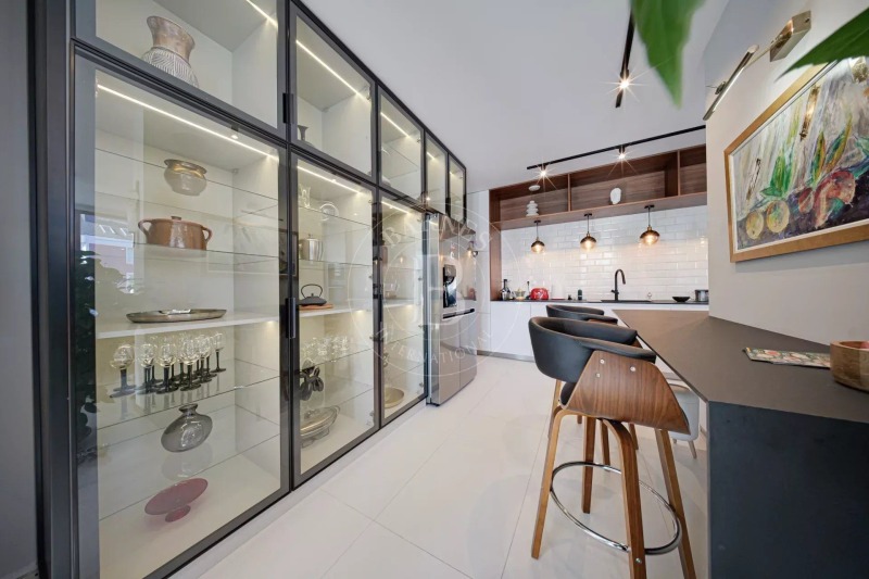 For Rent  3 bedroom Sofia , Vitosha , 240 sq.m | 41271982 - image [4]