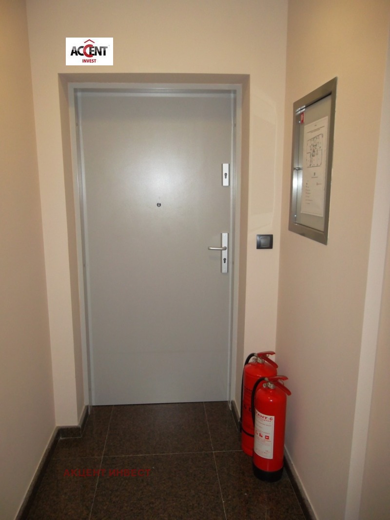 Дава под наем ОФИС, гр. Варна, Лятно кино Тракия, снимка 15 - Офиси - 52194229