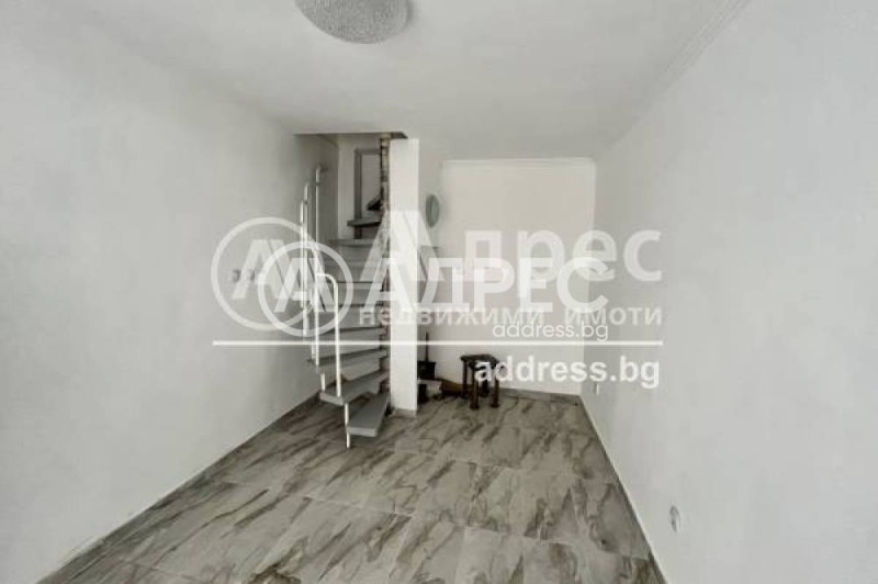 Издаје се  Схоп Софија , Центар , 29 м2 | 60620350 - слика [2]