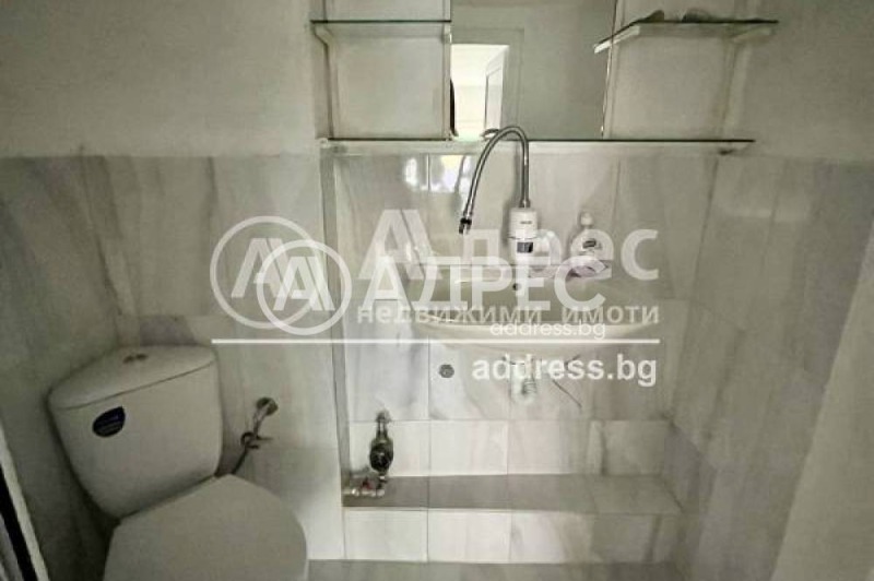 Издаје се  Схоп Софија , Центар , 29 м2 | 60620350 - слика [3]