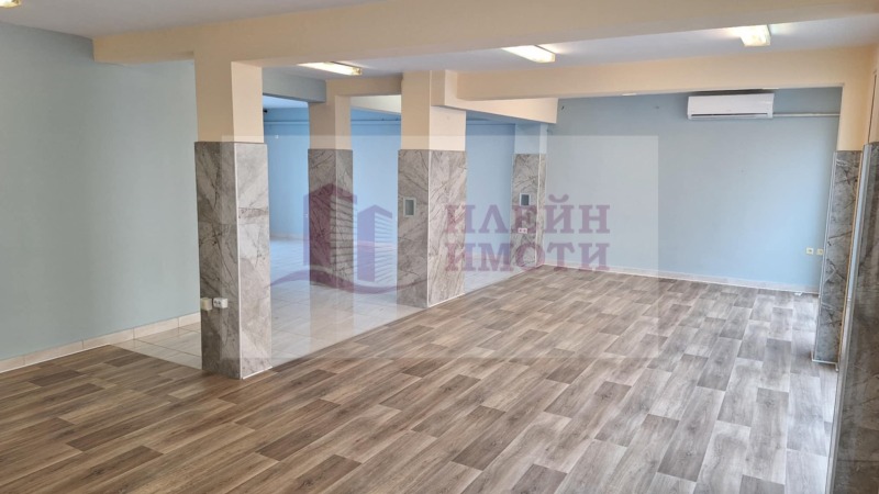 Дава под наем МАГАЗИН, гр. Русе, Център