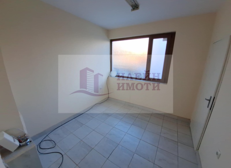 Дава под наем МАГАЗИН, гр. Русе, Център, снимка 5 - Магазини - 52836714