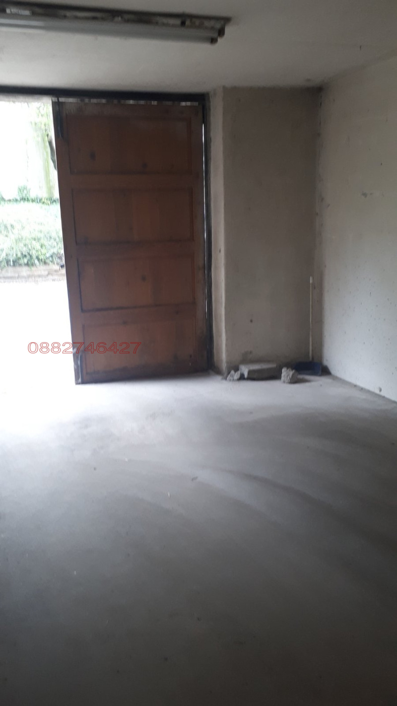 För uthyrning  Garage Sofia , Lozenec , 23 kvm | 35869083