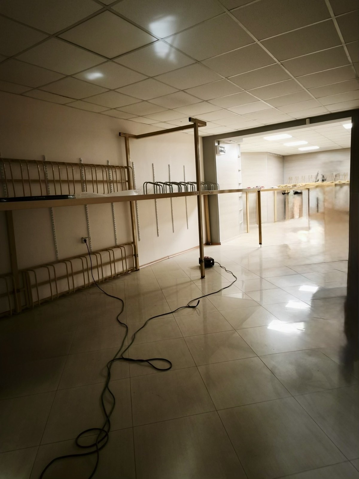Дава под наем МАГАЗИН, гр. Пловдив, Кършияка, снимка 8 - Магазини - 56478047