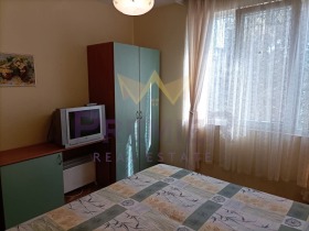 1 спаваћа соба Базар Левски, Варна 7