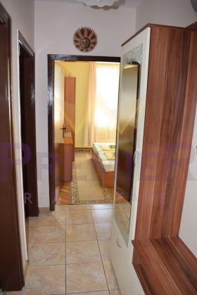 1 спаваћа соба Базар Левски, Варна 8