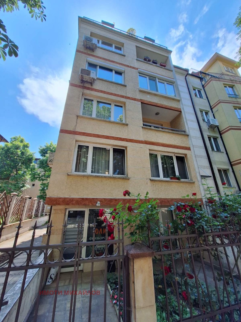 Zu vermieten  3 Schlafzimmer Sofia , Lozenez , 135 qm | 96575868 - Bild [15]