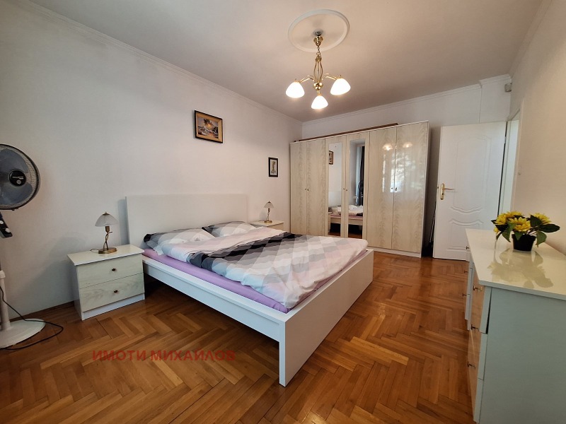 Zu vermieten  3 Schlafzimmer Sofia , Lozenez , 135 qm | 96575868 - Bild [3]
