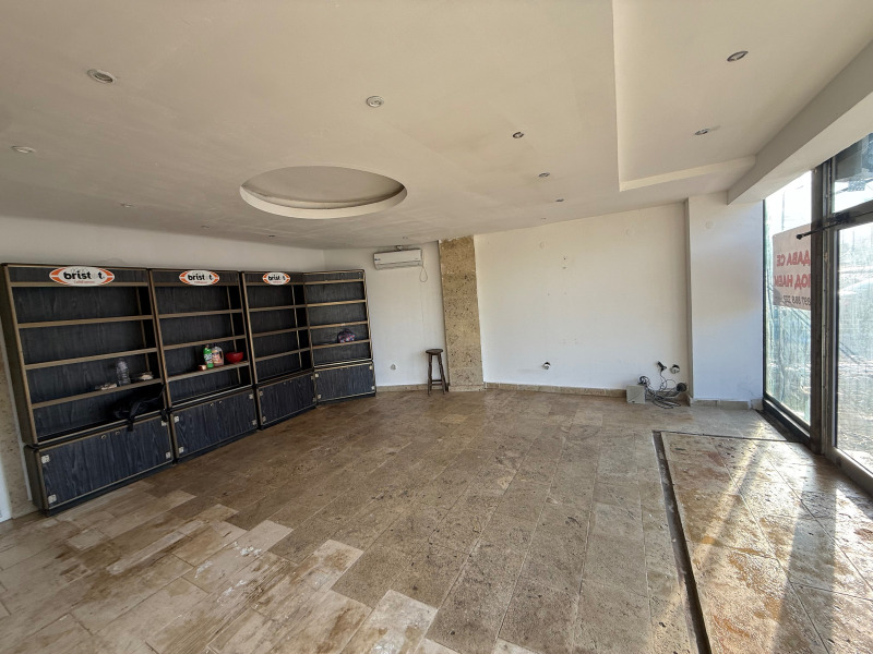 Дава под наем МАГАЗИН, гр. Враца, Дъбника, снимка 3 - Магазини - 53164740