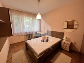 2 Schlafzimmer Zentar, Sofia 4