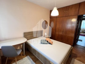 2 Schlafzimmer Zentar, Sofia 5