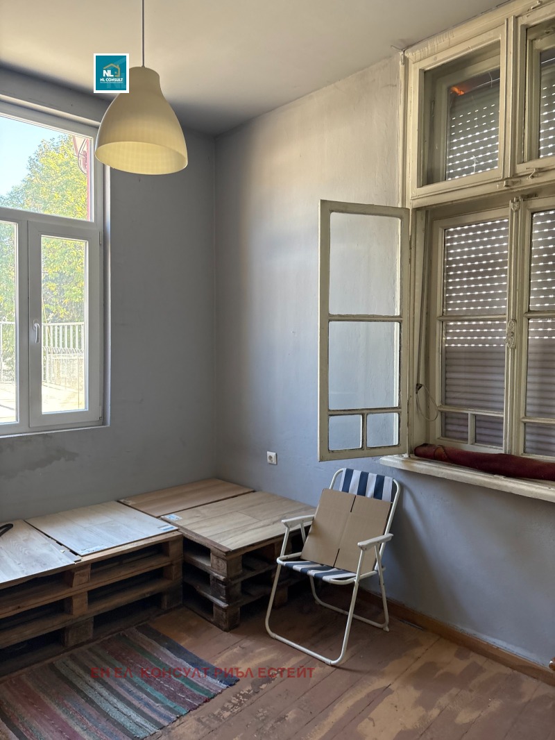 Дава под наем КЪЩА, гр. Пловдив, Център, снимка 3 - Къщи - 50752050