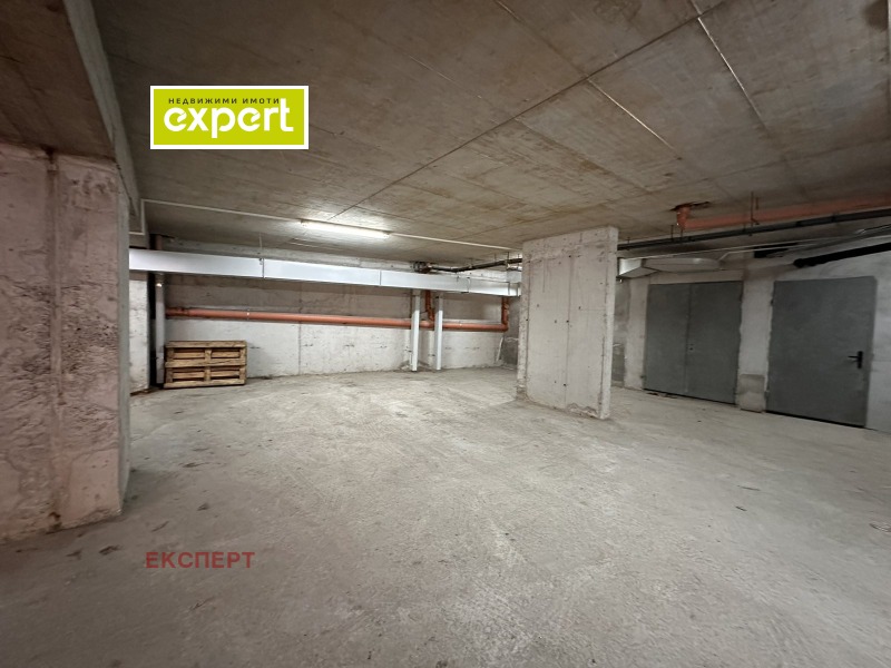 Дава под наем ГАРАЖ, ПАРКОМЯСТО, гр. Плевен, Широк център