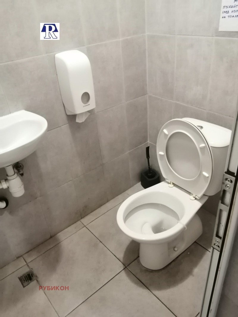 Дава под наем ПРОМ. ПОМЕЩЕНИЕ, гр. Пловдив, Южна дъга, снимка 8 - Производствени сгради - 52591582