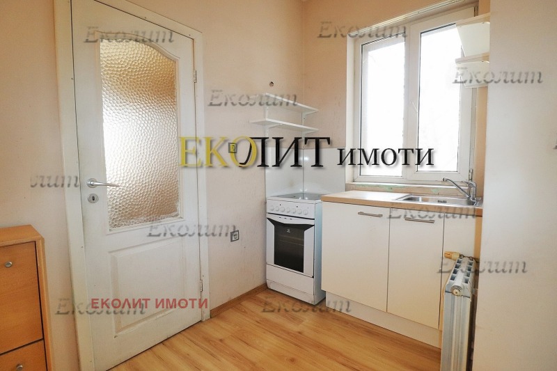 Издаје се  1 спаваћа соба Софија , Центар , 56 м2 | 31124738 - слика [2]