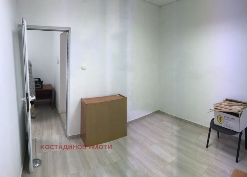 Издаје се  Схоп Пловдив , Гагарин , 86 м2 | 71062027 - слика [3]