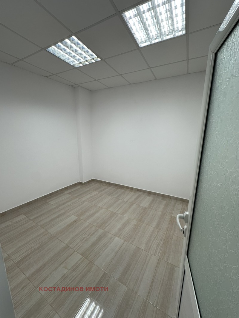 Da affittare  Negozio Plovdiv , Gagarin , 86 mq | 71062027 - Immagine [6]
