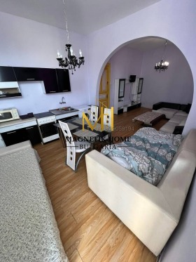 1 Schlafzimmer Zentar, Burgas 7