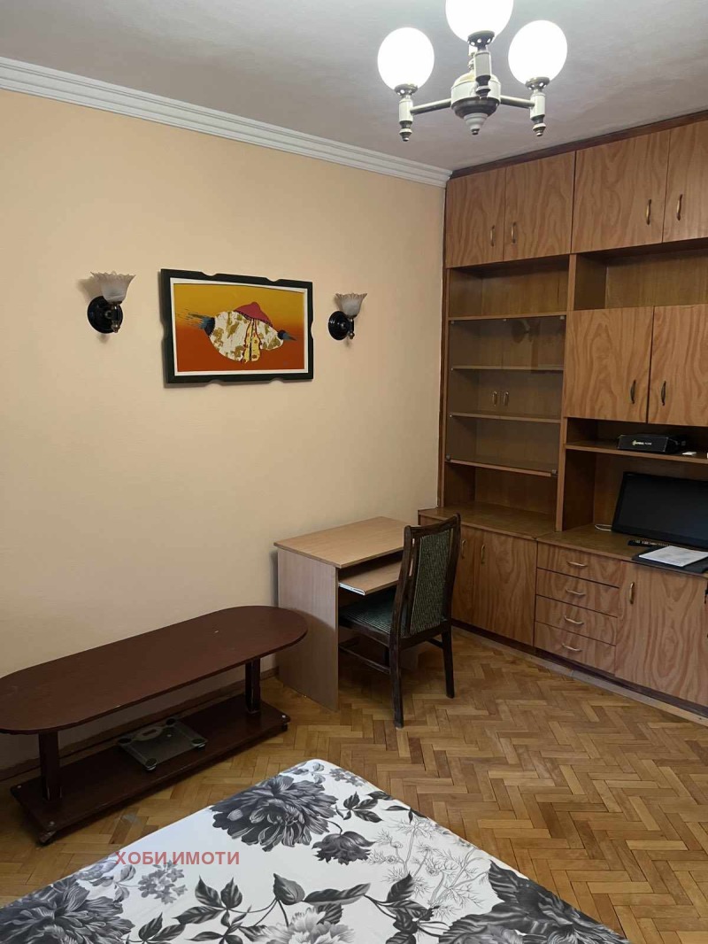 Til leje  1 soveværelse Plovdiv , Tsentar , 65 kvm | 29609411 - billede [4]