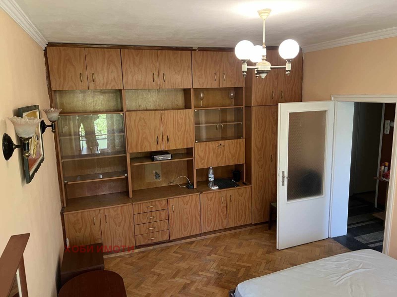 Til leje  1 soveværelse Plovdiv , Tsentar , 65 kvm | 29609411
